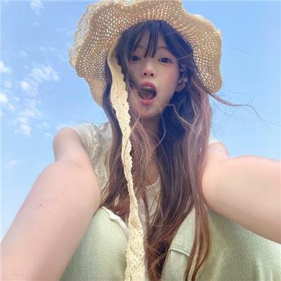 蓝眼睛波利